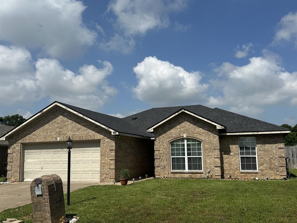 440 Maggie Circle, Flint, Texas image 1