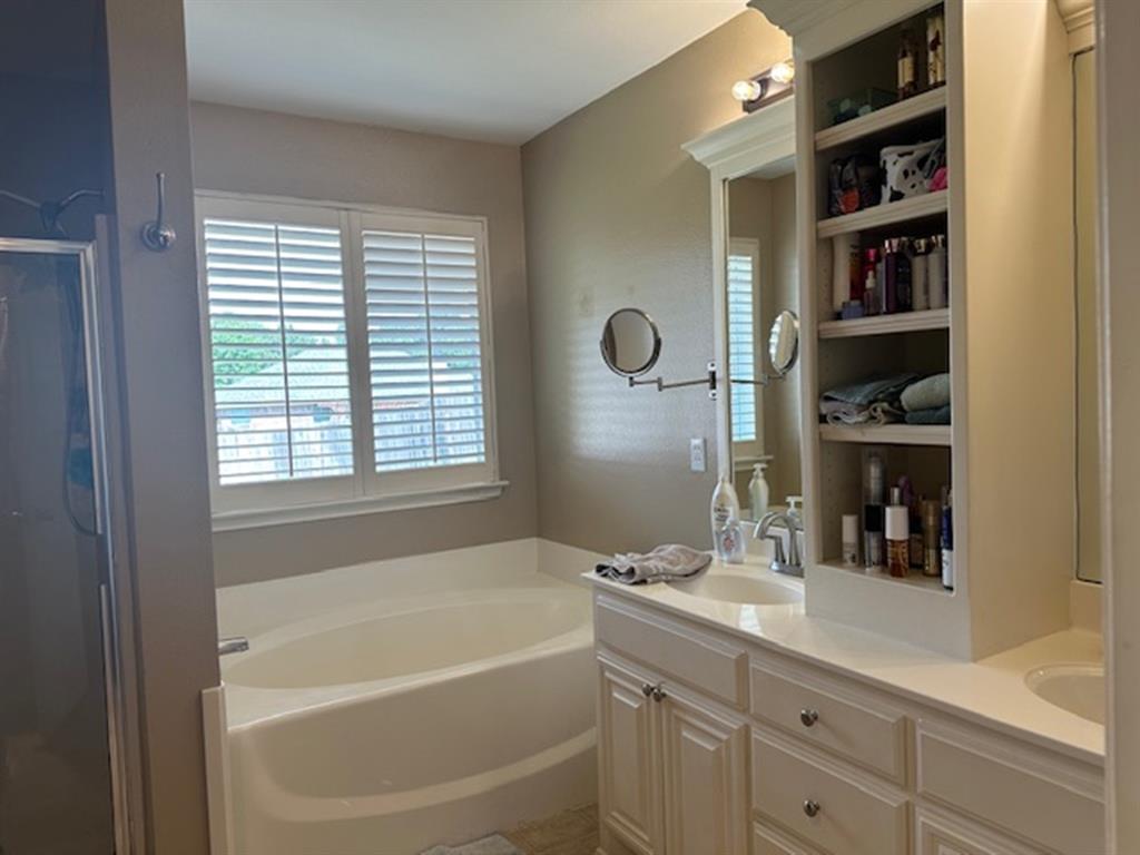 440 Maggie Circle, Flint, Texas image 12