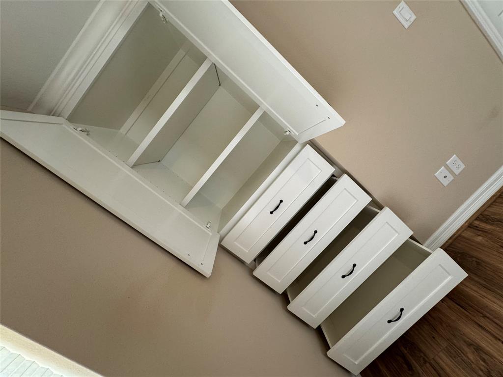 534 Oakdale Drive, Huntsville, Texas image 12