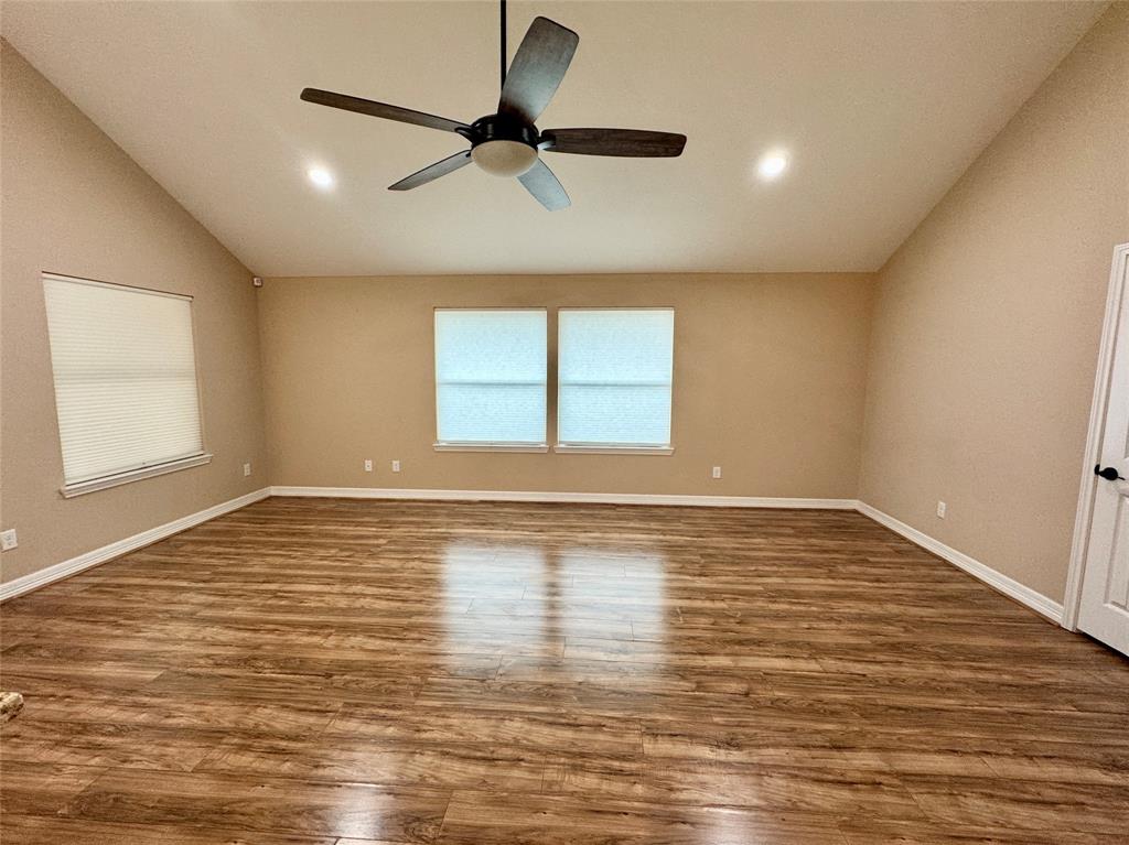 534 Oakdale Drive, Huntsville, Texas image 6