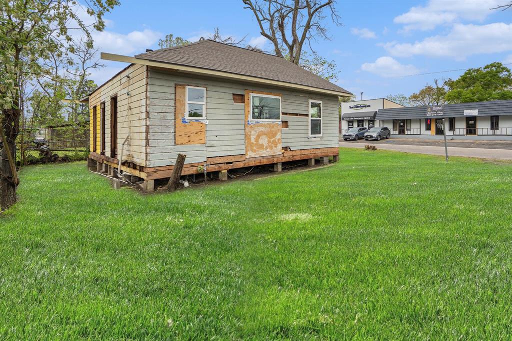 312 S Avenue F, Humble, Texas image 5