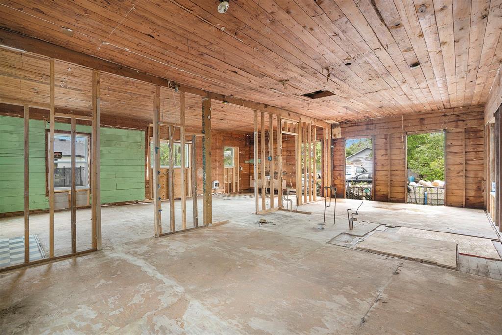 312 S Avenue F, Humble, Texas image 17