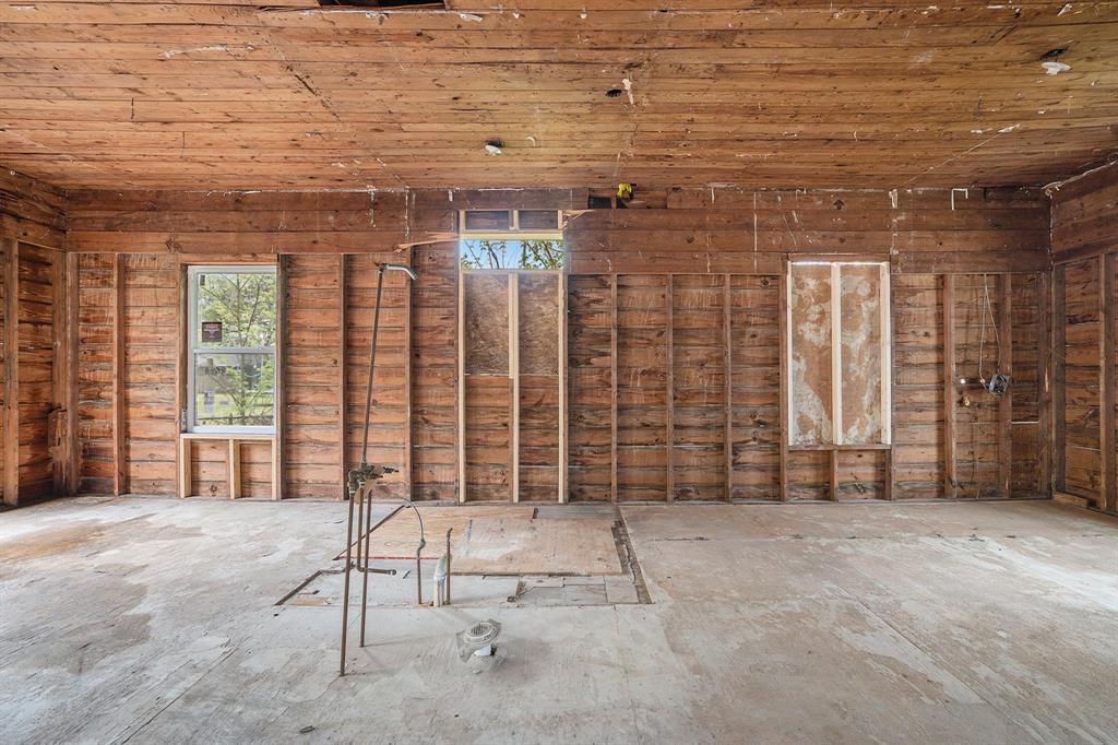 312 S Avenue F, Humble, Texas image 12