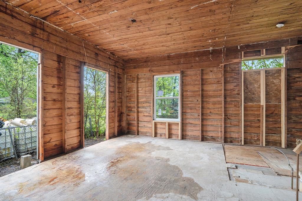312 S Avenue F, Humble, Texas image 13