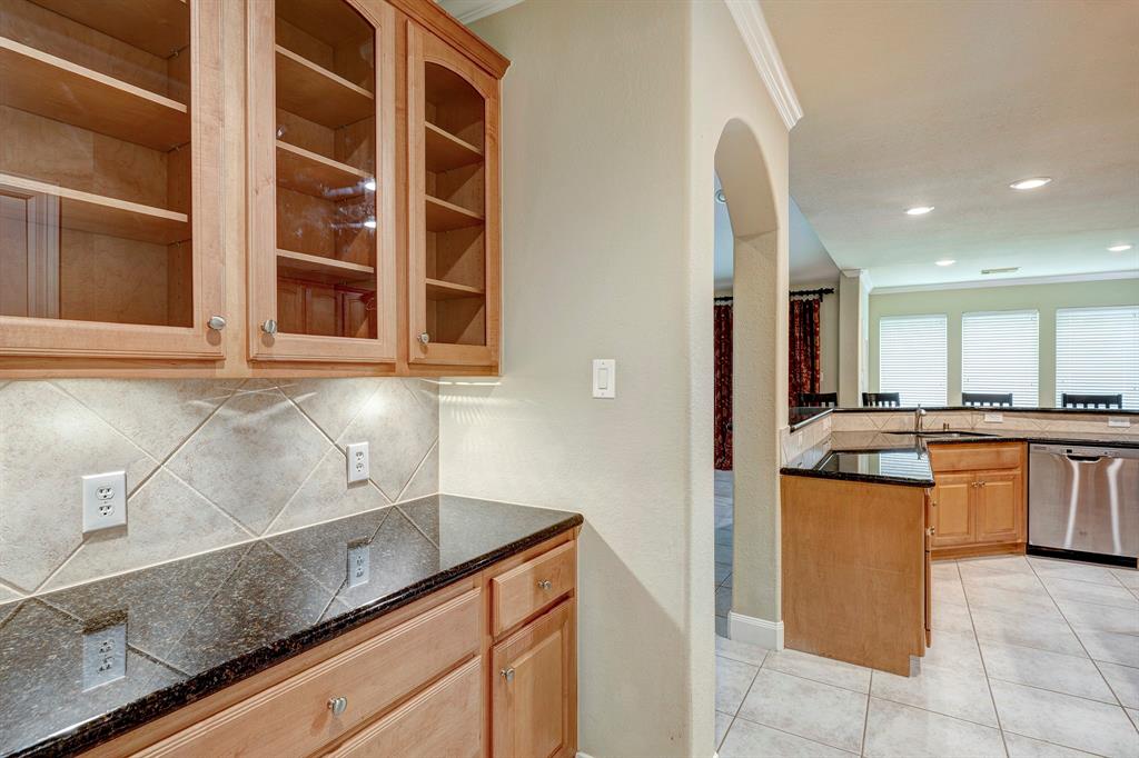 3004 Sugar Maple Court, Friendswood, Texas image 10