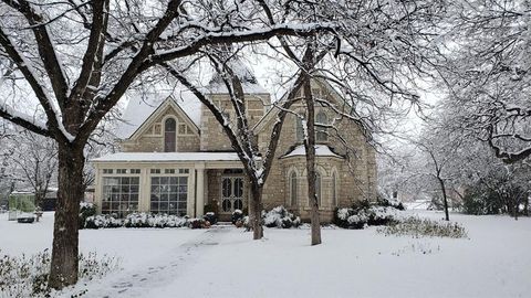 A home in Comanche