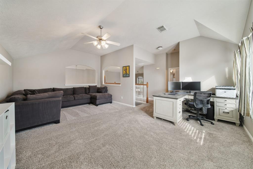 3710 Oak Bent Drive, Pearland, Texas image 22