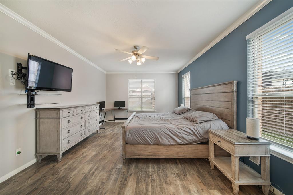 3710 Oak Bent Drive, Pearland, Texas image 15