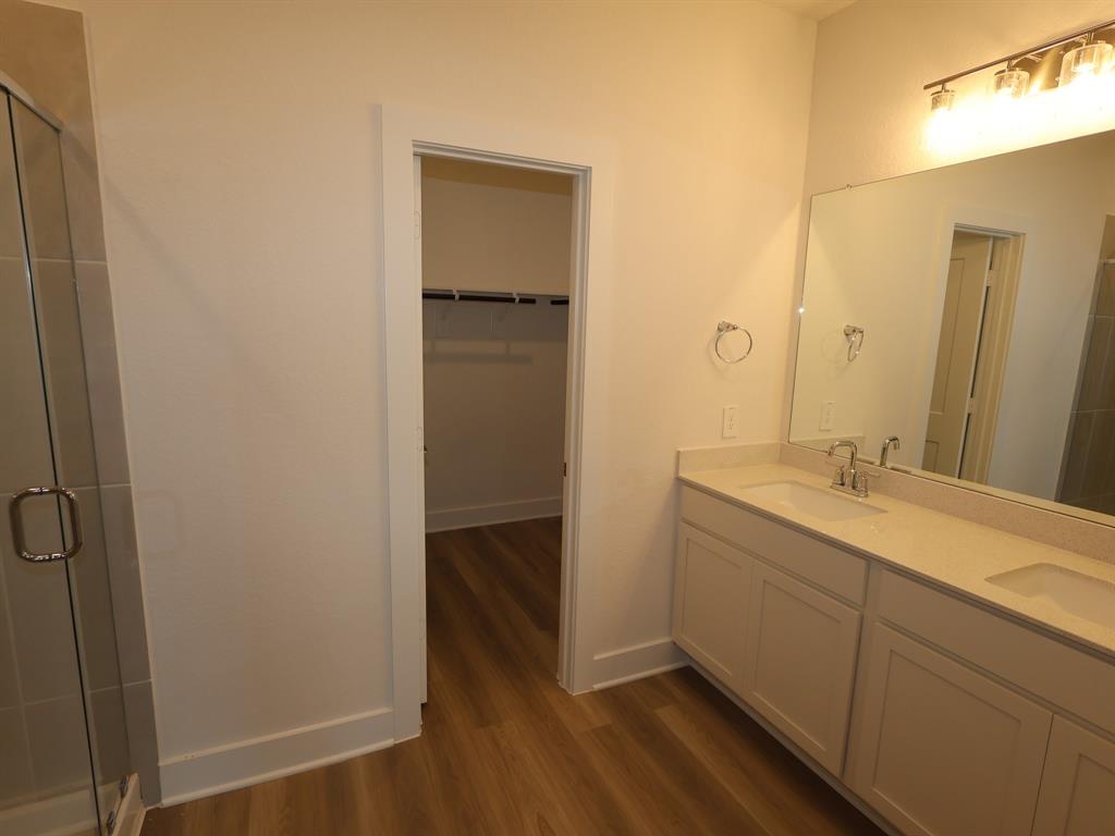 17303 Silver Birch Court, New Caney, Texas image 4