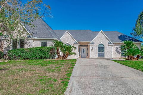 Photo of 16002 Castletown Park Court, Spring, TX 77379 (MLS # 54160963)