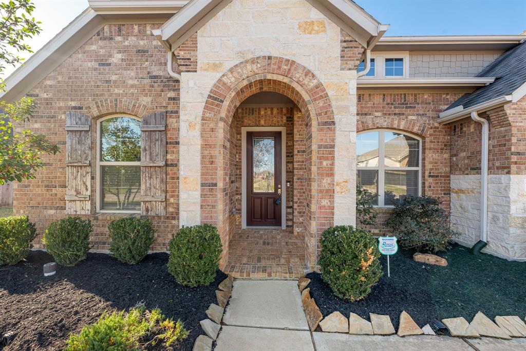 7130 Water Glen Lane, Manvel, Texas image 2