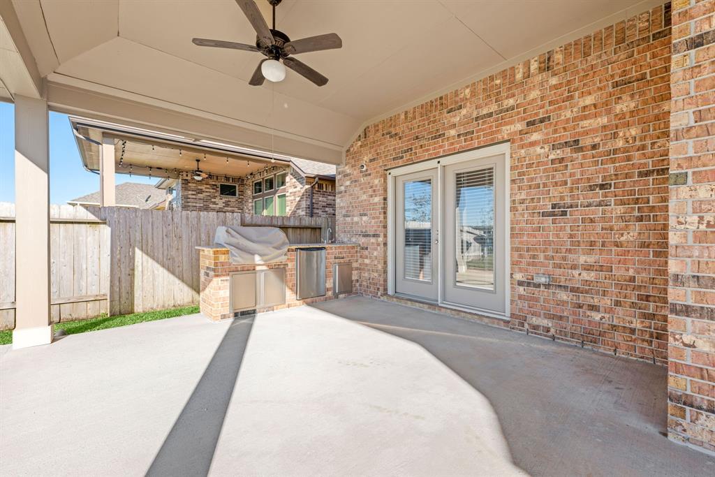 7130 Water Glen Lane, Manvel, Texas image 34