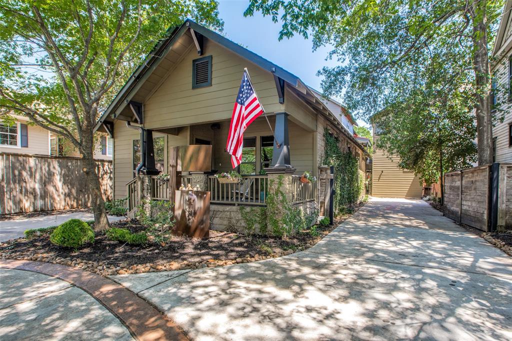 View Houston, TX 77008 house