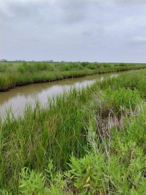 1215 4th Street, Gilchrist, Texas image 3