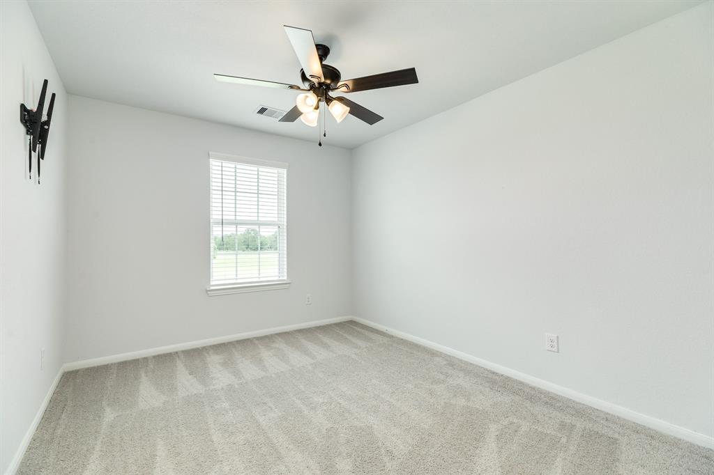553 Green Meadows Drive, West Columbia, Texas image 38