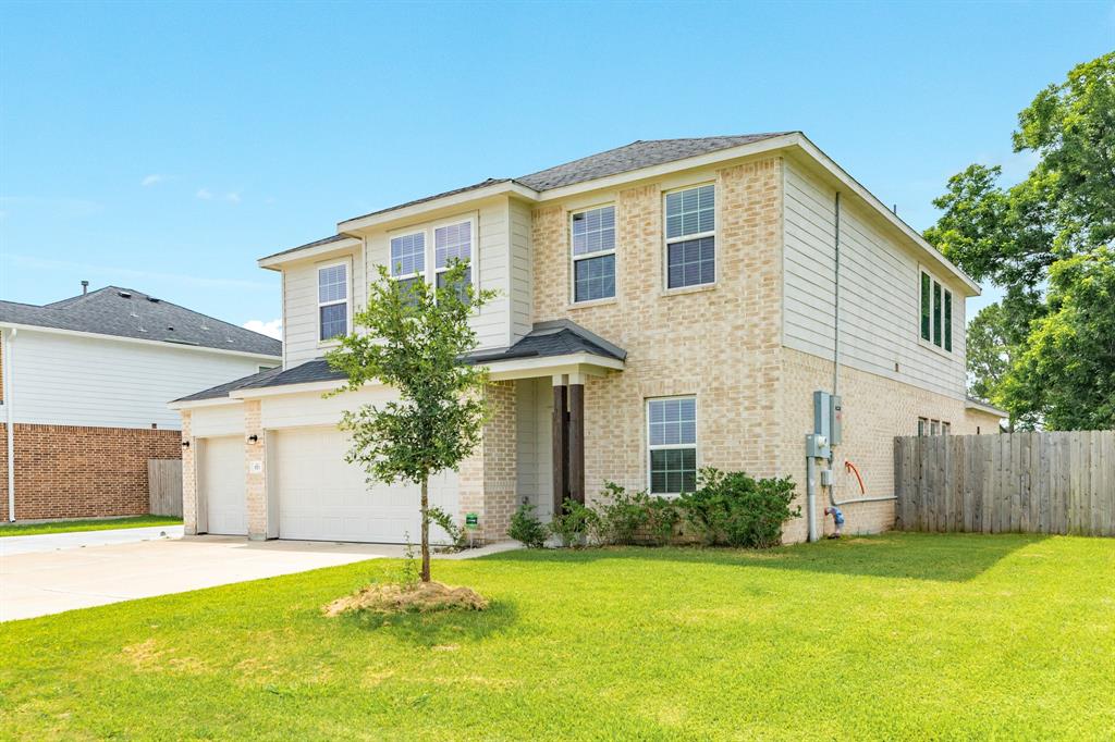 553 Green Meadows Drive, West Columbia, Texas image 8