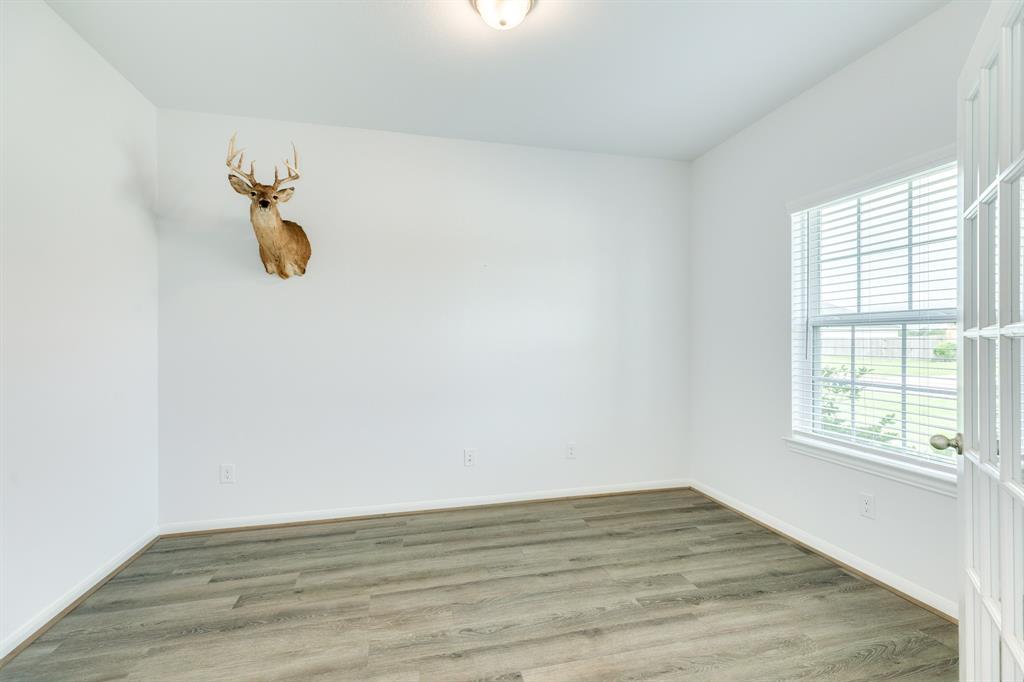 553 Green Meadows Drive, West Columbia, Texas image 19