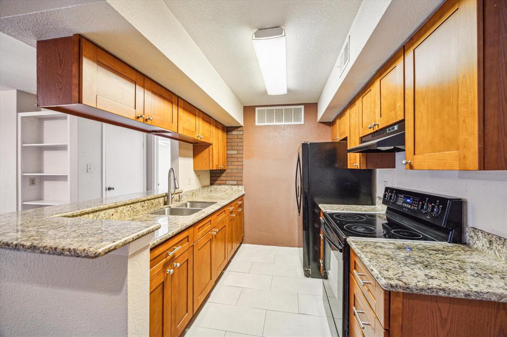 12955 Woodforest Boulevard 30