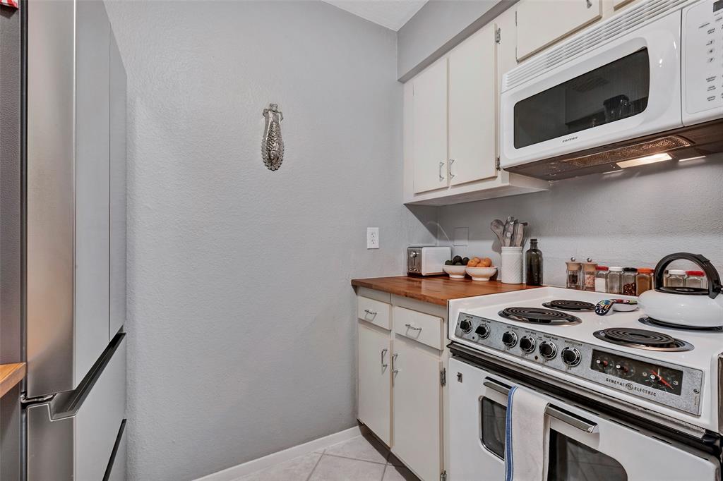 3131 Cummins Street #94, Houston, Texas image 8