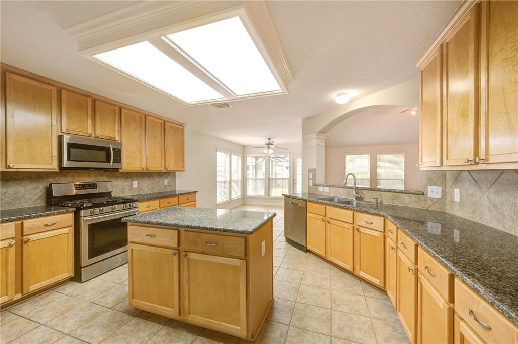 6318 Big Oak Canyon Drive, Richmond, Texas image 10