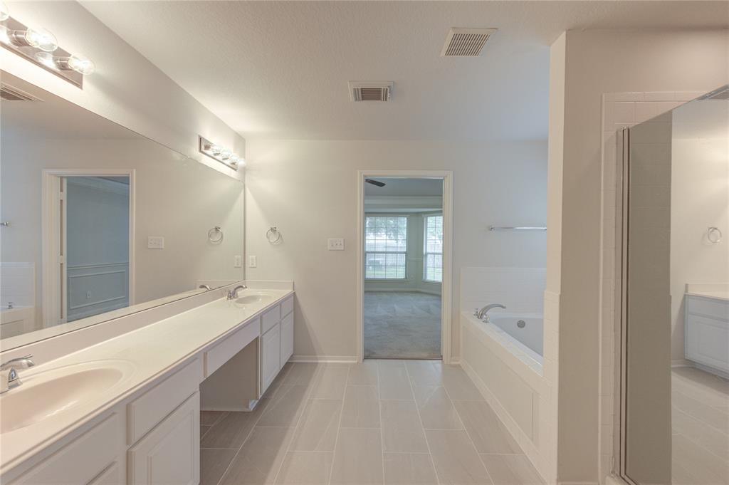 6318 Big Oak Canyon Drive, Richmond, Texas image 19