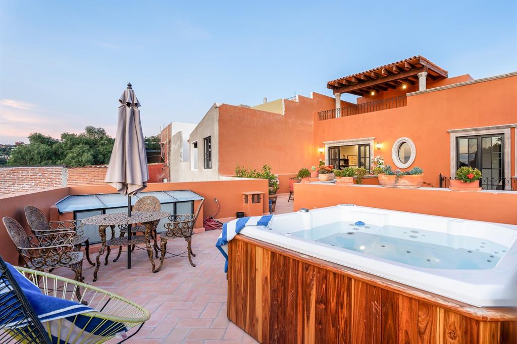 Mexico, 3 Bedrooms Bedrooms, ,4 BathroomsBathrooms,Residential,Active,36172