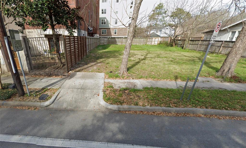 2805 Houston Avenue, Houston, Texas image 2