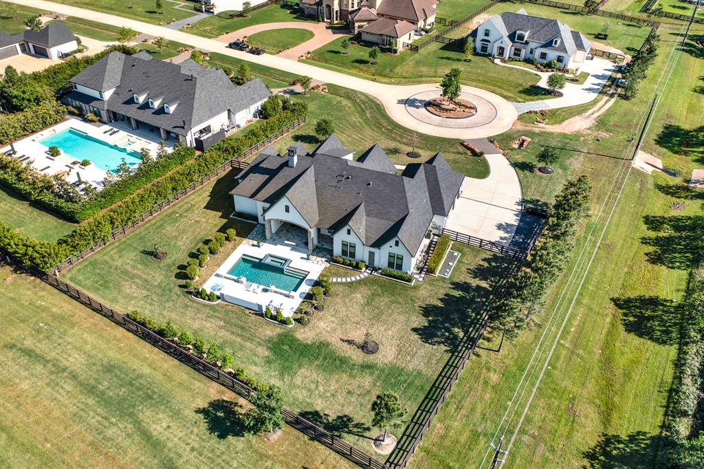 3 Moonlight Springs Drive, Tomball, Texas image 3