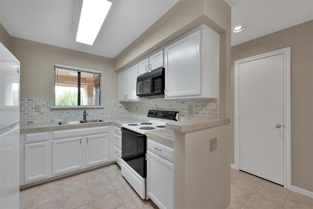 209 Lakeview Terrace D