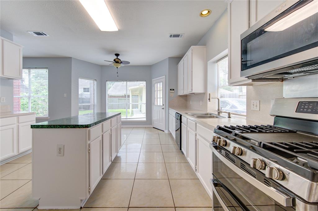 16023 Cutten Road, Houston, Texas image 11