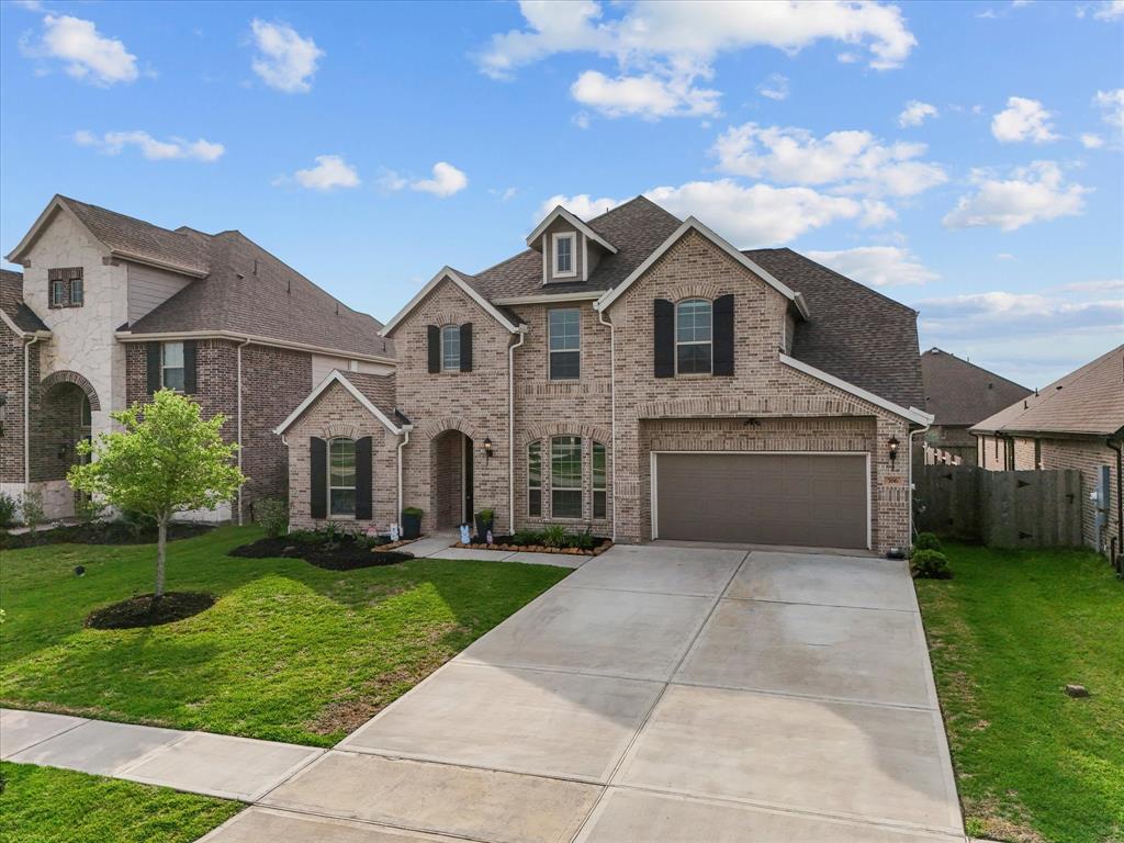 706 Westwood Drive, League City, Texas image 2