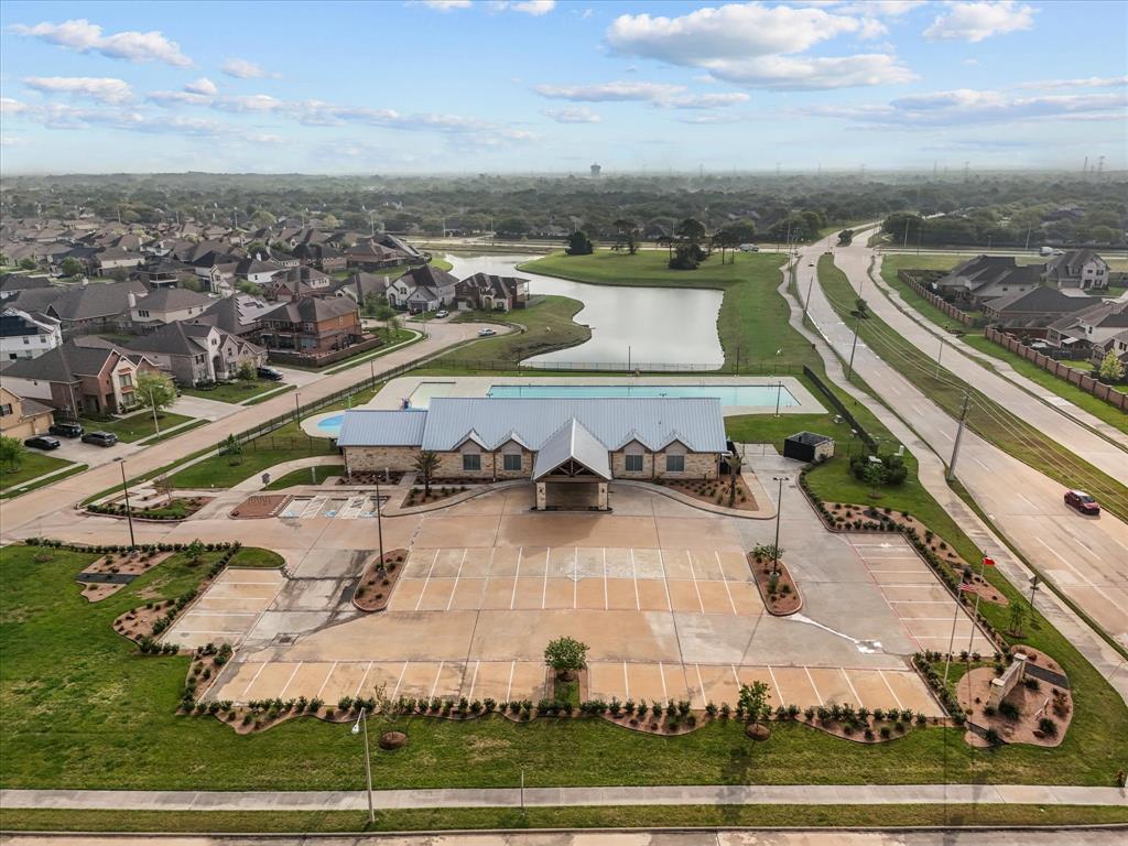 706 Westwood Drive, League City, Texas image 7