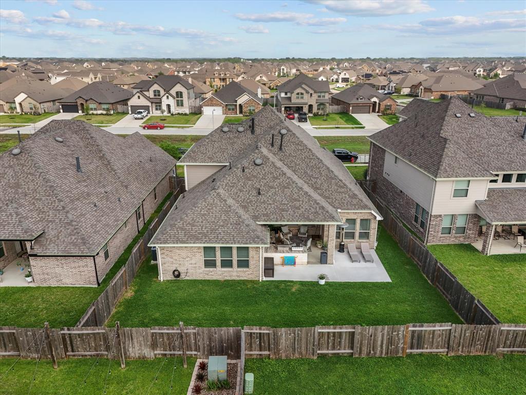 706 Westwood Drive, League City, Texas image 5