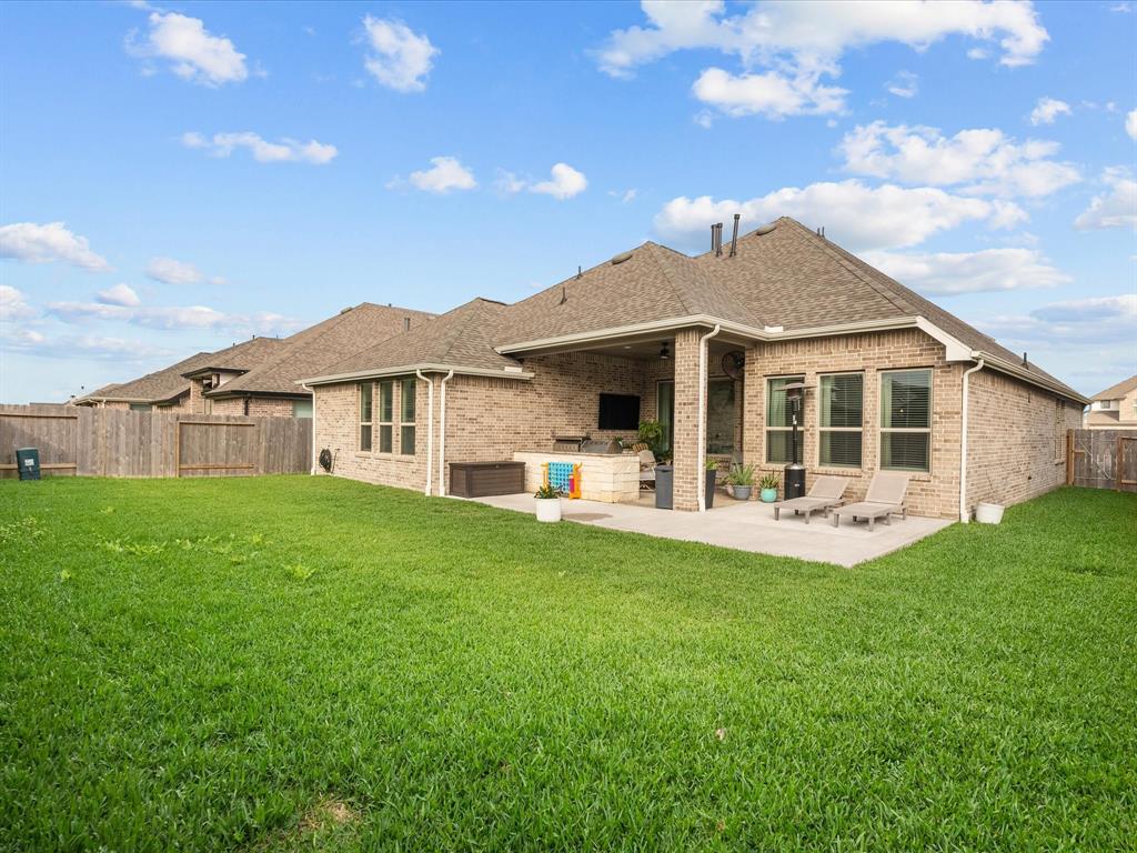 706 Westwood Drive, League City, Texas image 8