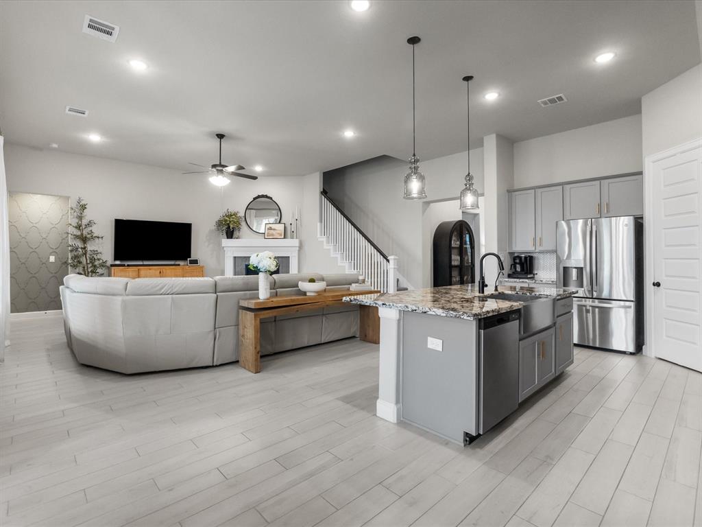 706 Westwood Drive, League City, Texas image 23