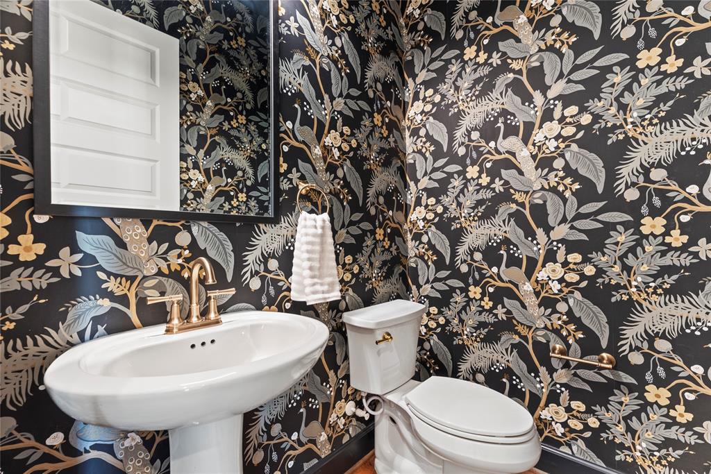 114 Artisan Ridge Drive, Conroe, Texas image 8
