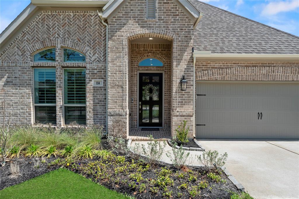 114 Artisan Ridge Drive, Conroe, Texas image 3
