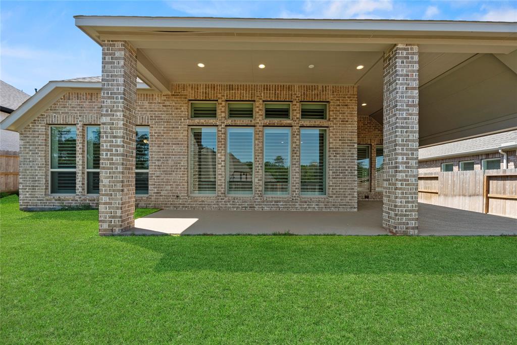 114 Artisan Ridge Drive, Conroe, Texas image 33