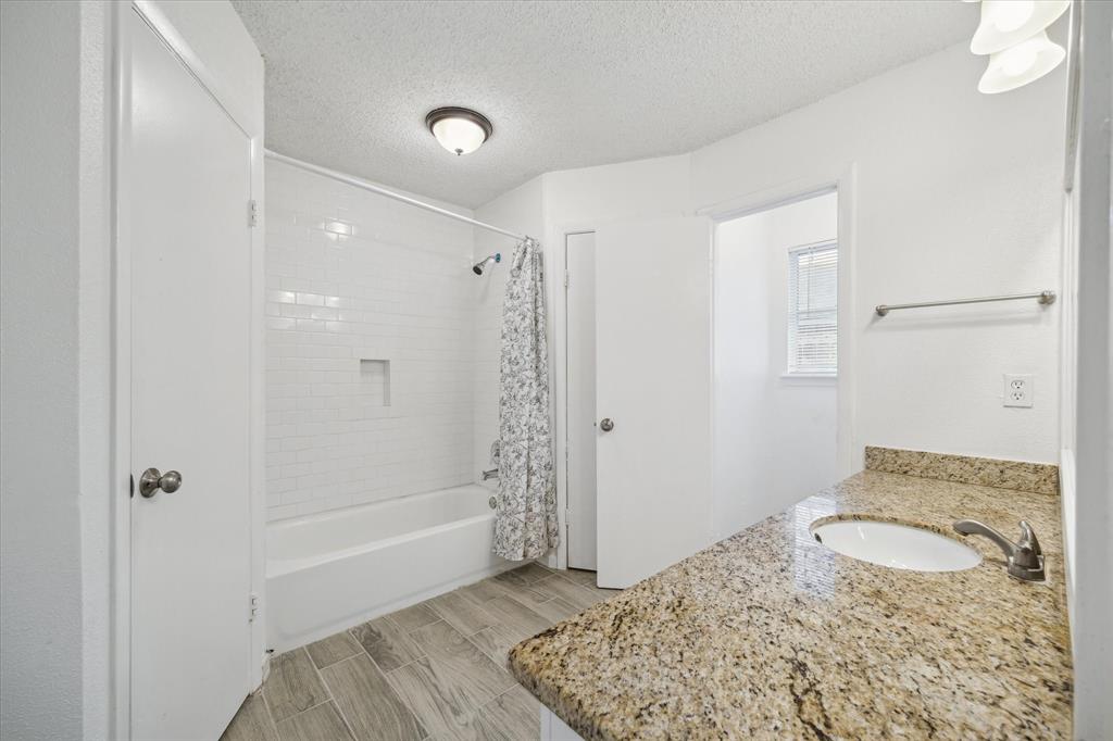 5302 Oaklynn Drive, Spring, Texas image 19