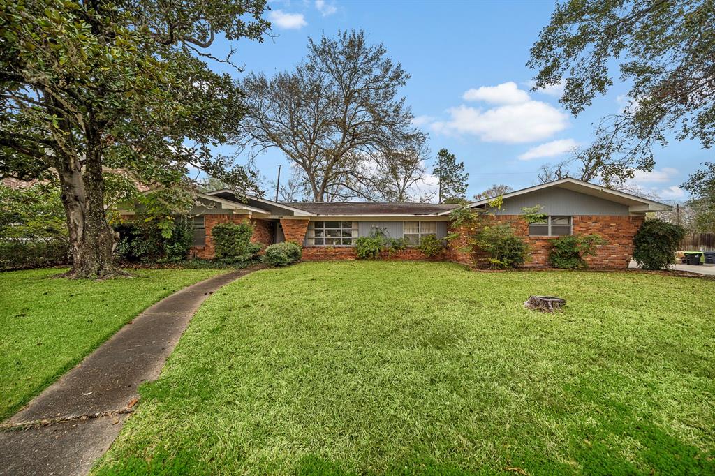 8802 Lanell Lane