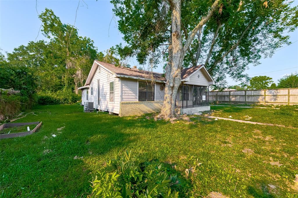 1315 Wilburforce Street, Houston, Texas image 14