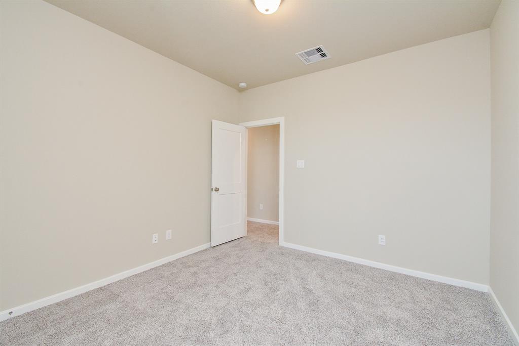 1554 Rustling Creek Drive, Missouri City, Texas image 24