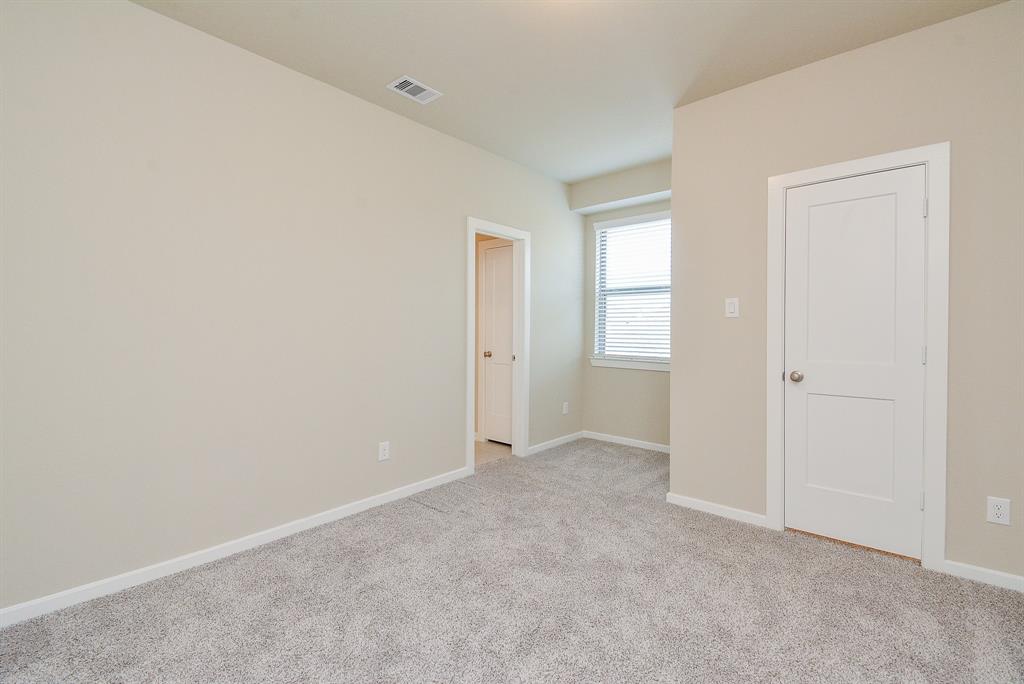 1554 Rustling Creek Drive, Missouri City, Texas image 23