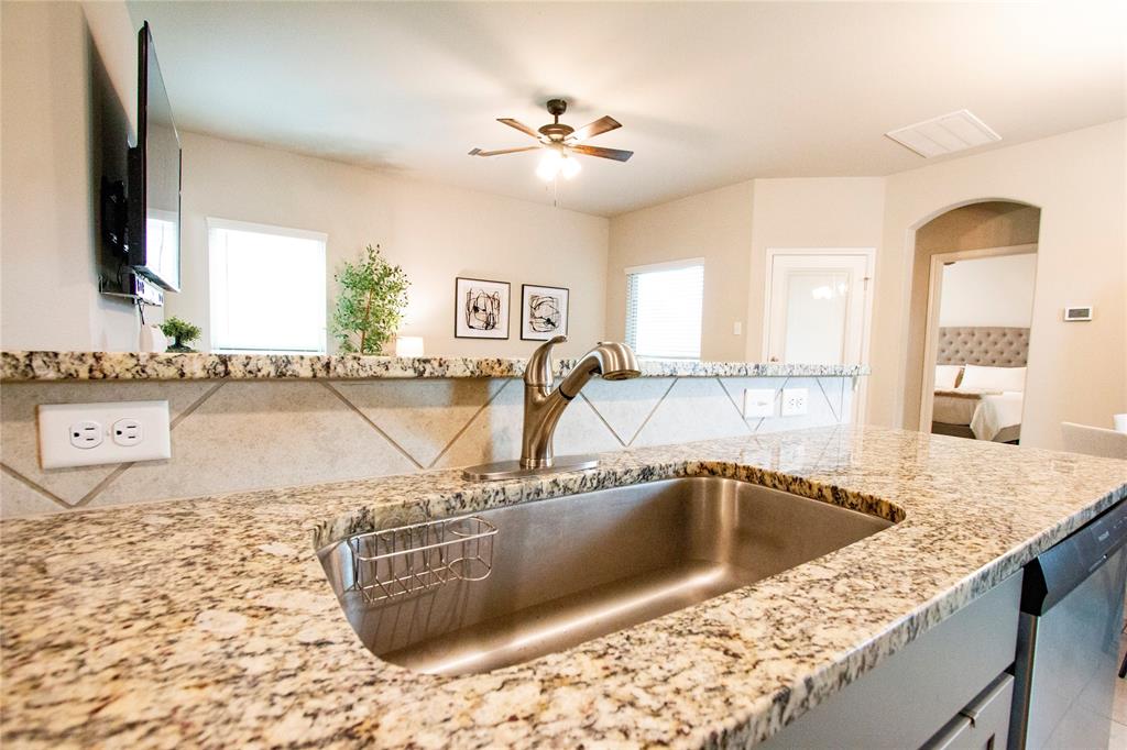 6402 Macroom Meadows Lane, Houston, Texas image 16