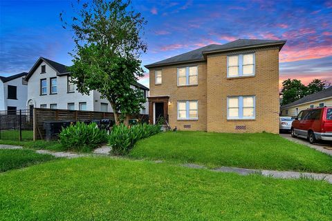 Photo of 2501 Truxillo Street #1-7, Houston, TX 77004 (MLS # 31916529)