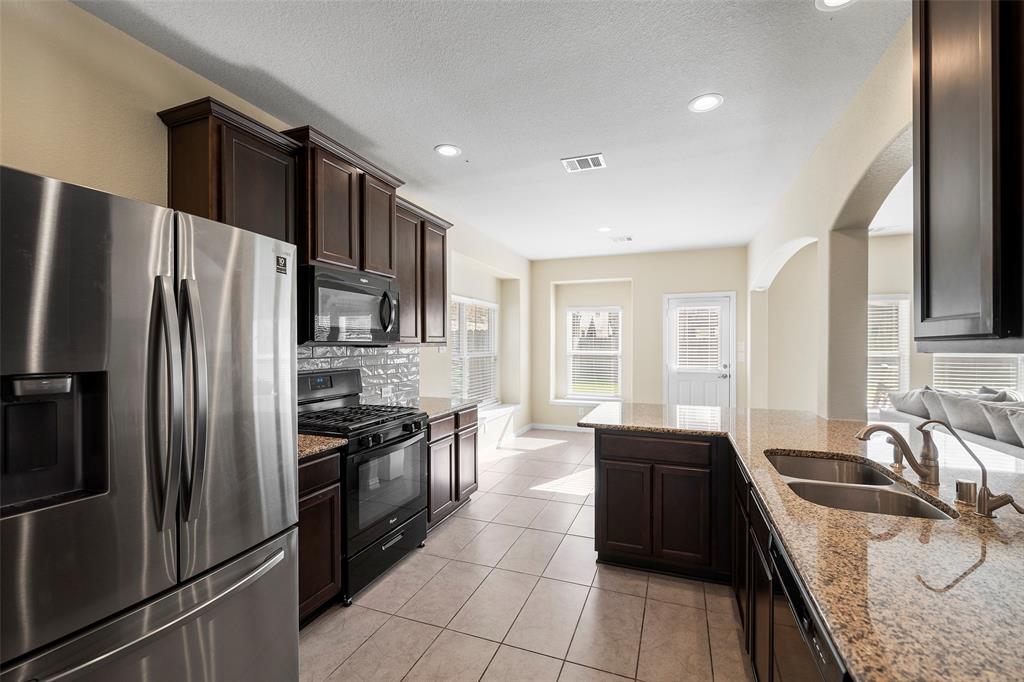 21346 Somerset Shores Crossing, Kingwood, Texas image 7
