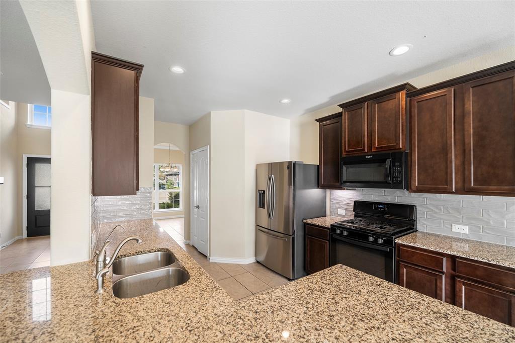 21346 Somerset Shores Crossing, Kingwood, Texas image 4