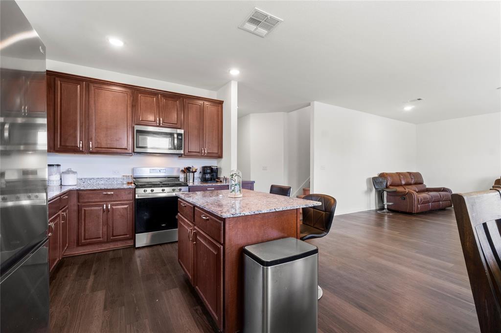 247 Pine Cavern Drive, Willis, Texas image 14