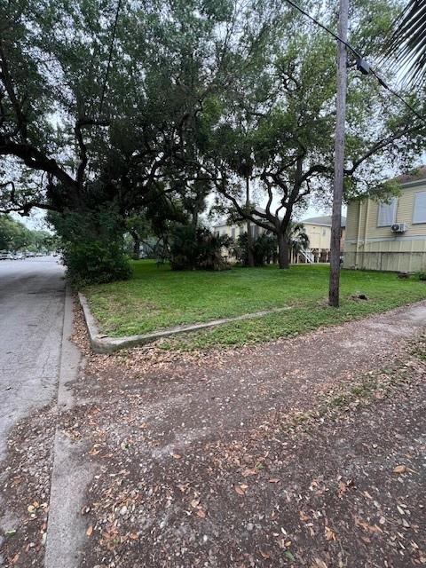 2402 Avenue M, Galveston, Texas image 5