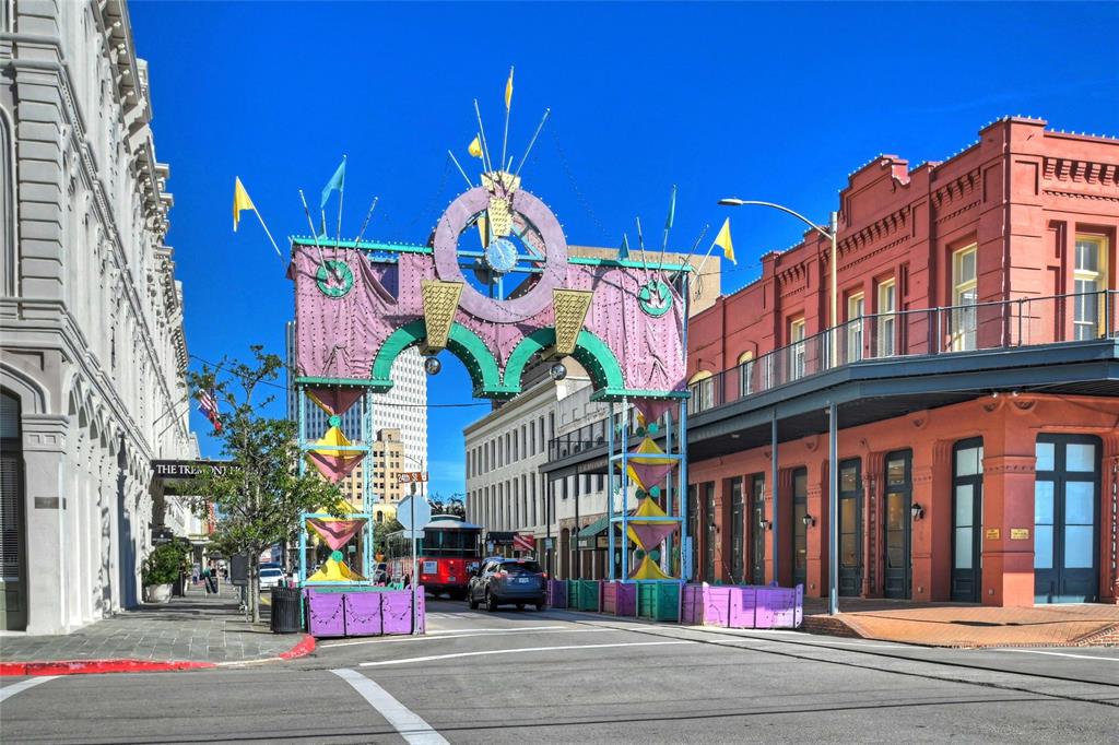 2402 Avenue M, Galveston, Texas image 10